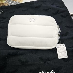 White Wunder Puff Large Belt Bag